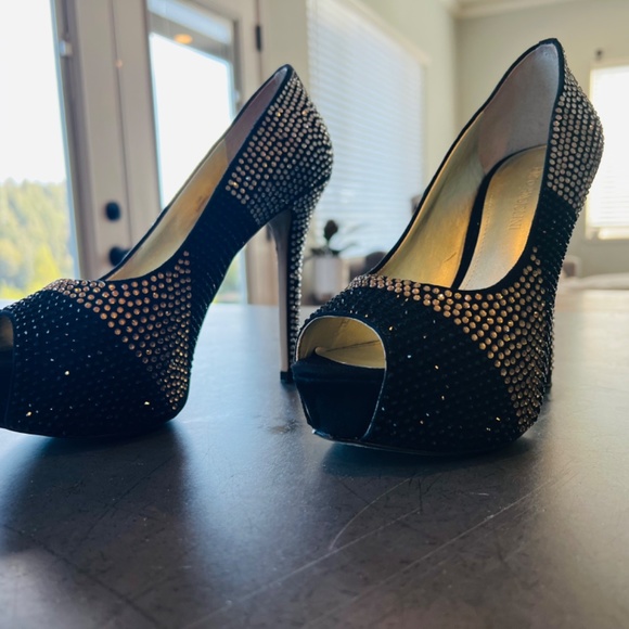 Enzi Angiolini Platform Heels - Black/Gold/Silver - 7.5 - Picture 4 of 6